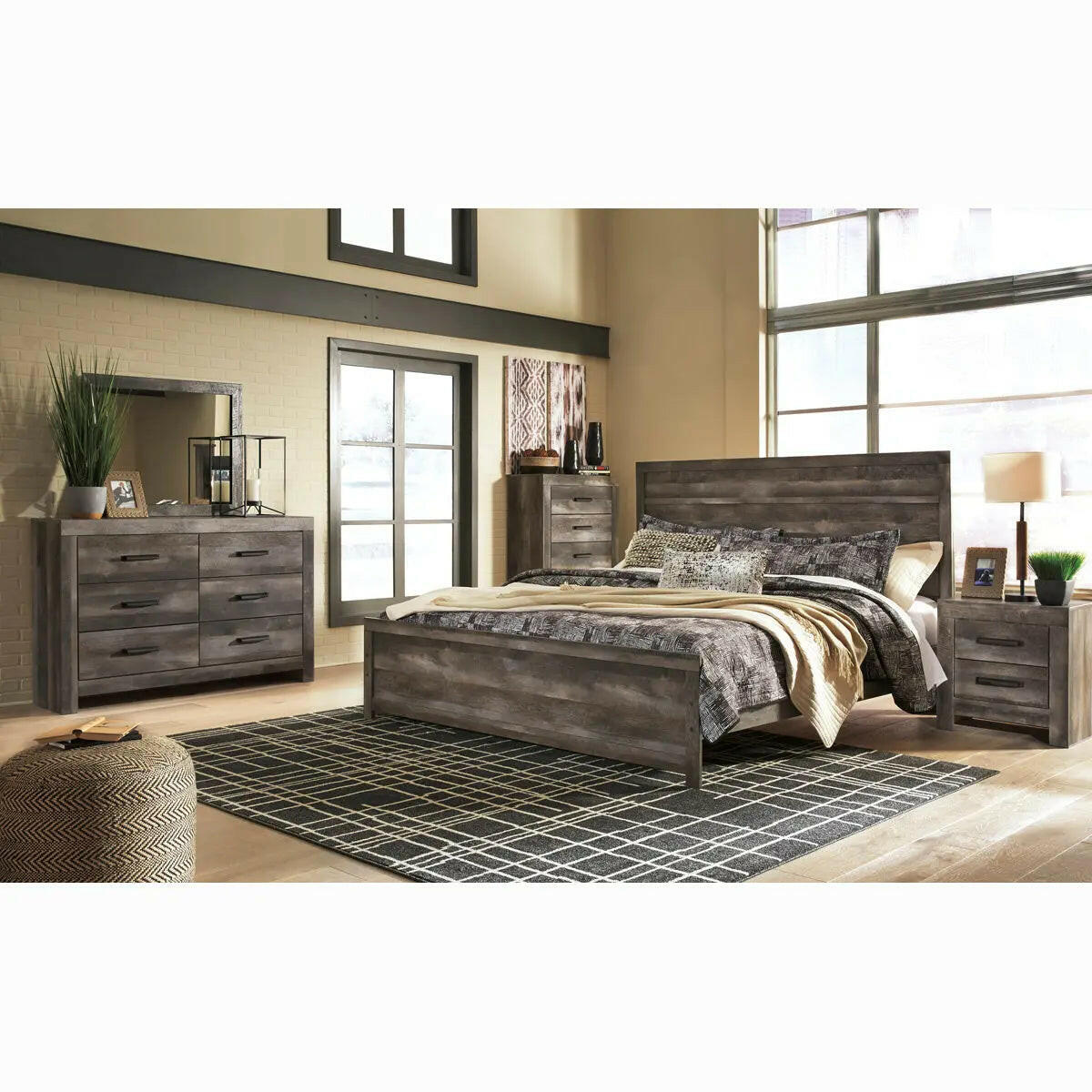 Ashely Wynnlow Panel Bedroom Set B440.