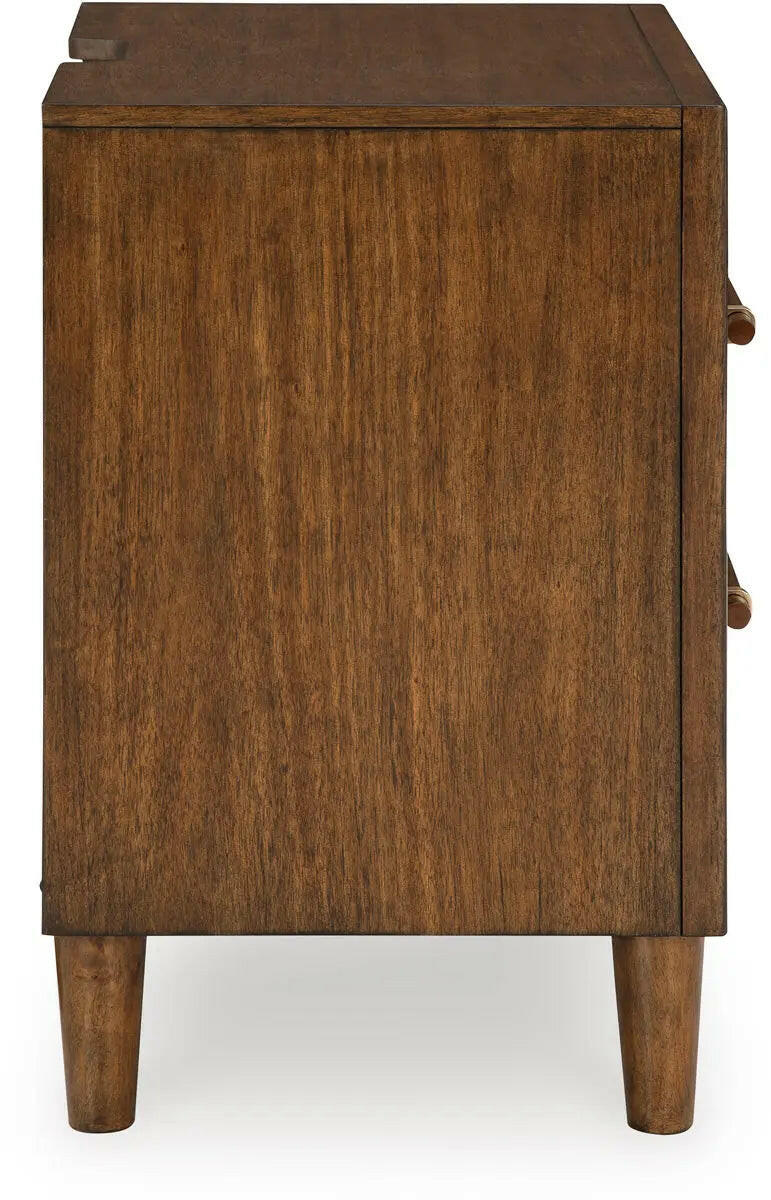 Ashley Lyncott Upholstered Panel Bedroom Set B615.