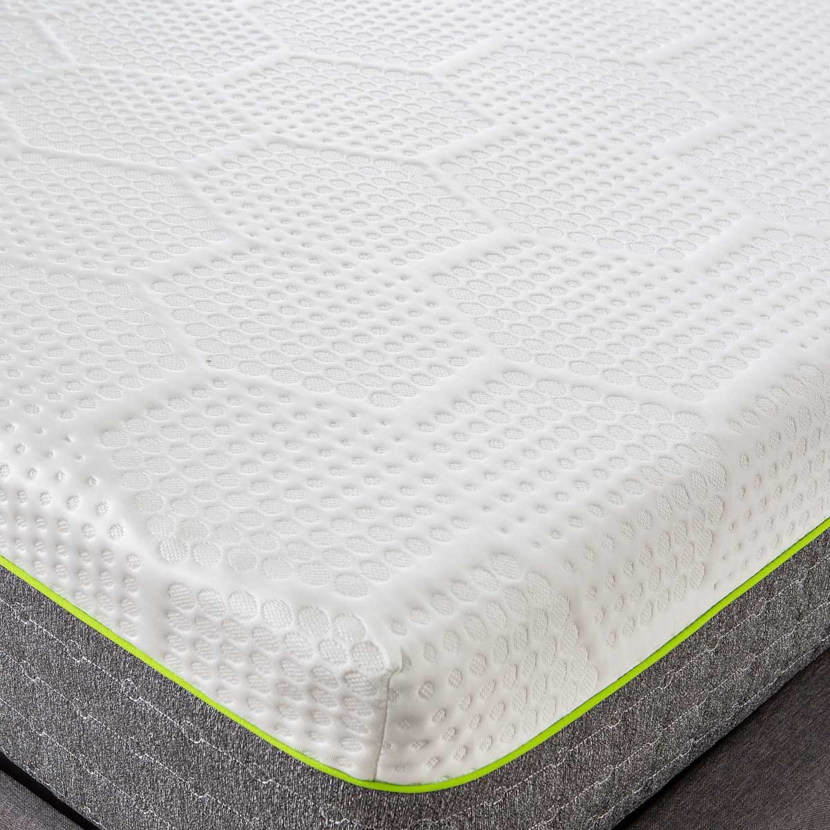 GHOSTBED Matrix 13" Profile Ghostbed