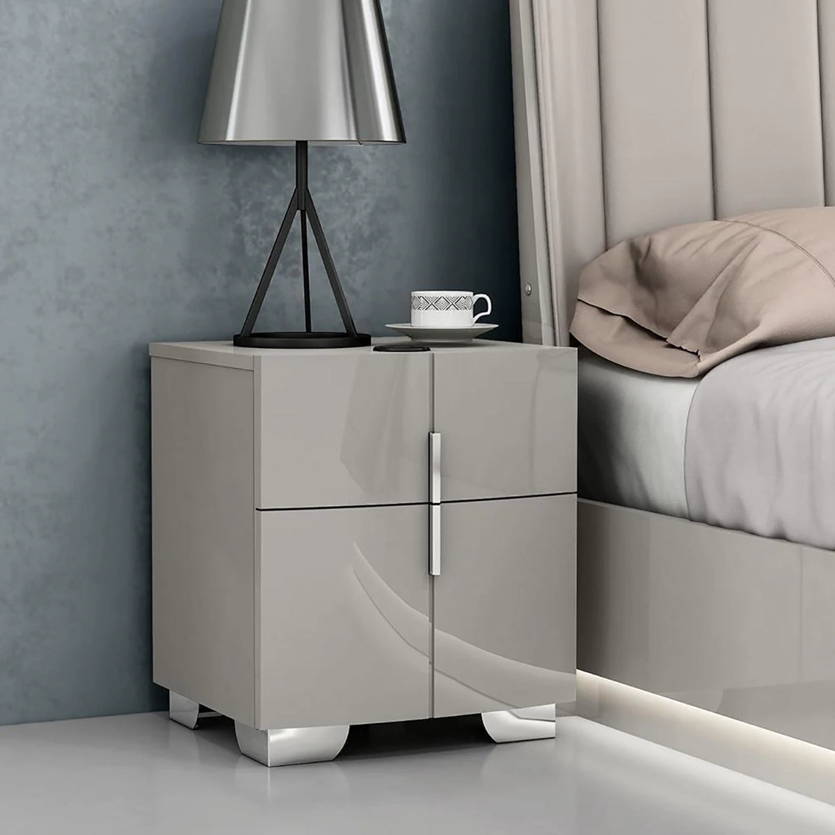 Chrisley Bedroom Set High Gloss light Grey Kwality