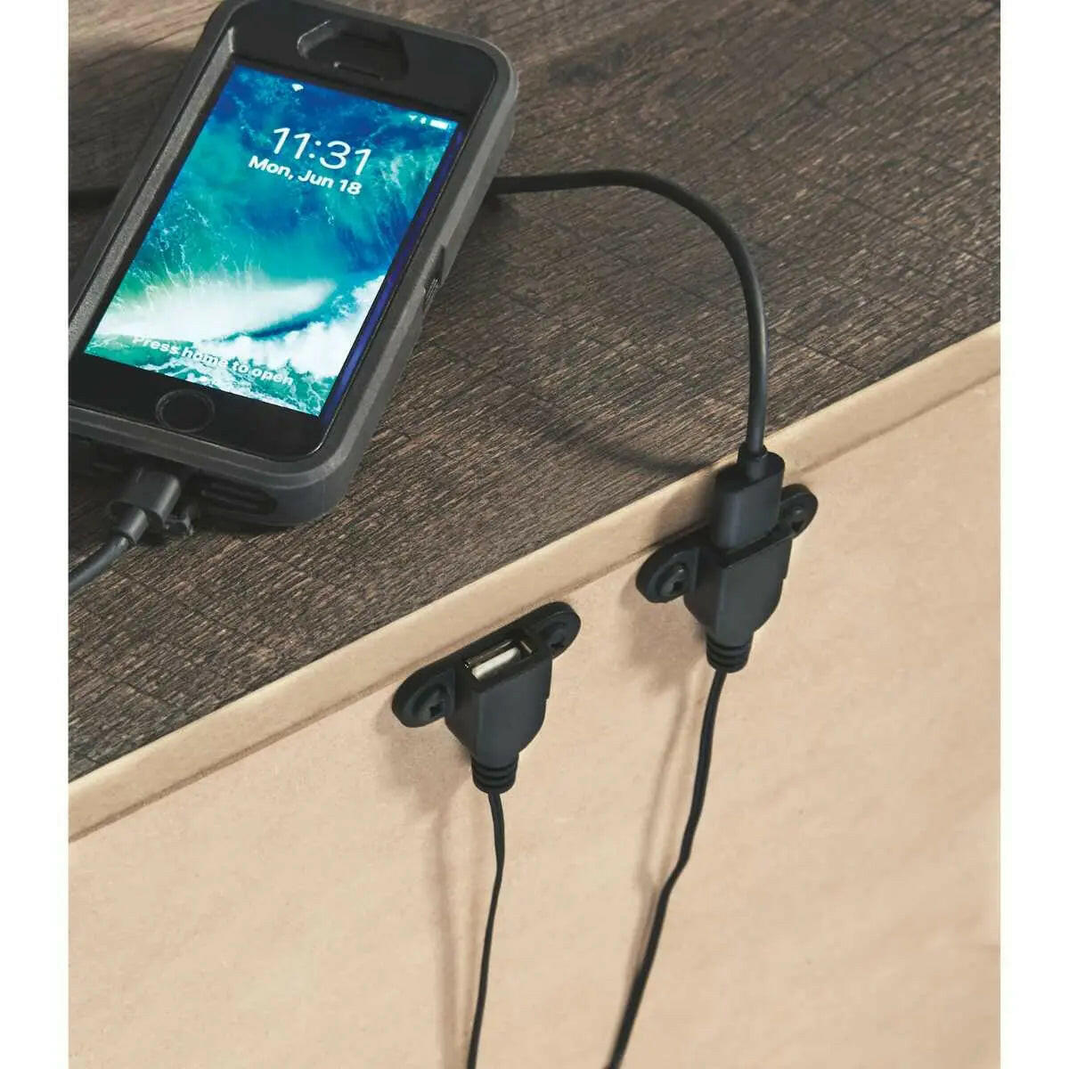 Ashely Wynnlow Nightstand B440.