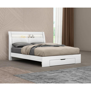 Phoebe Bed