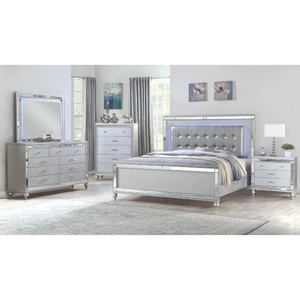 Sterling Bedroom Set in Silver